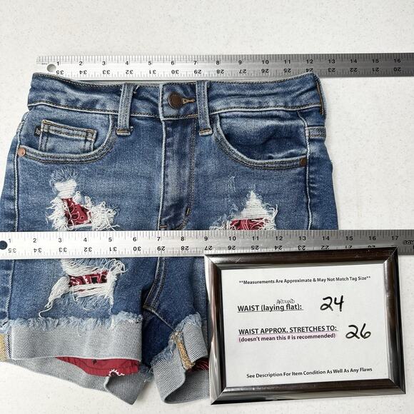 Judy Blue Shorts Womens XS Cuffed Blue Jean Denim Distressed Bandana Print *Flaw - Picture 5 of 11